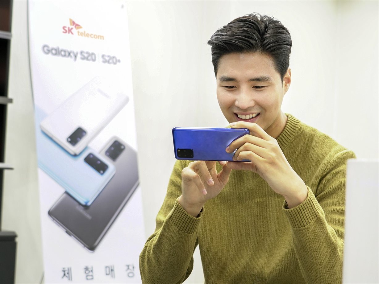 SK텔레콤이 27일부터 갤럭시S20 개통을 시작합니다. 사진 | SK텔레콤